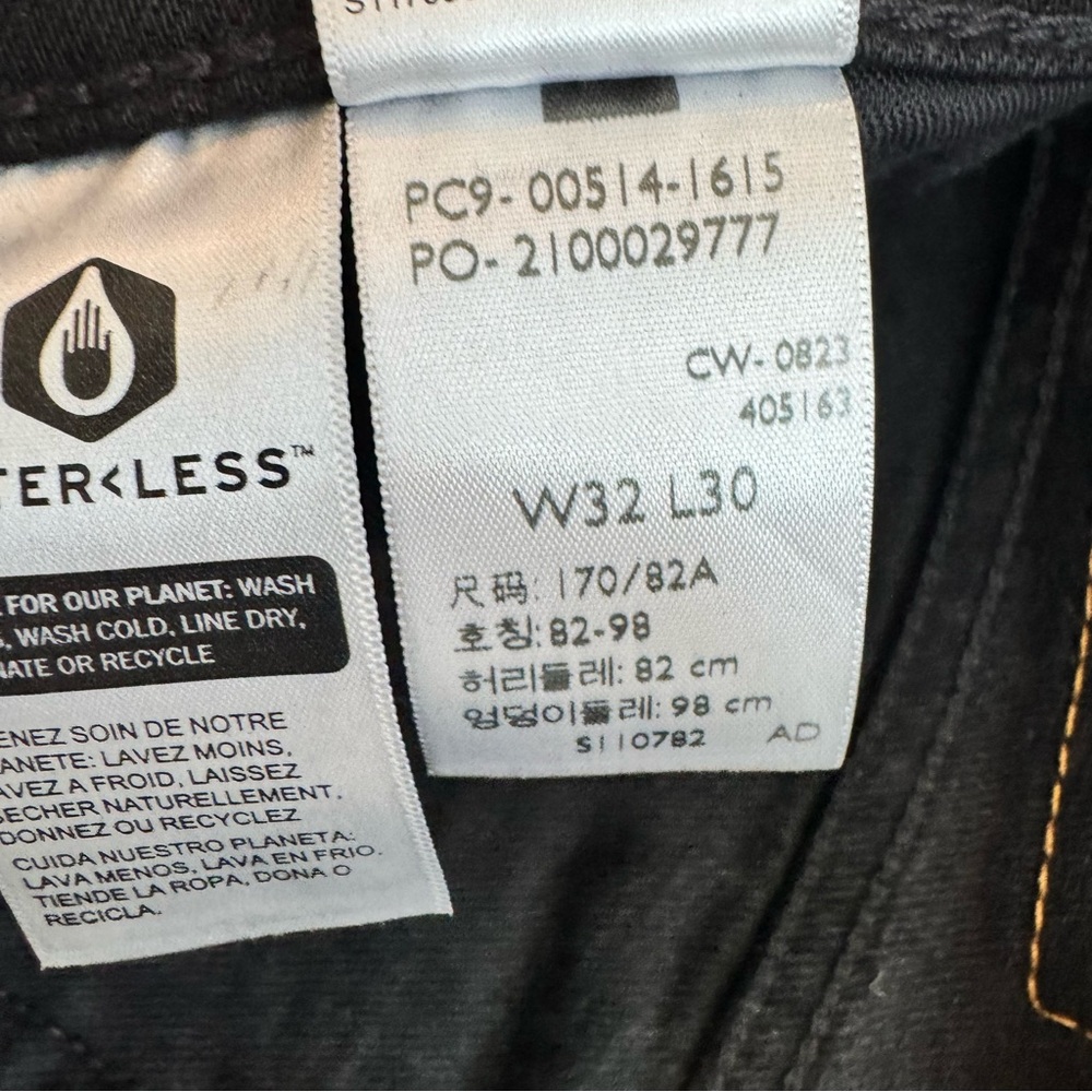 NWT! Men’s Levi's 514 Straight Black Jeans 32/30 - Picture 13 of 16